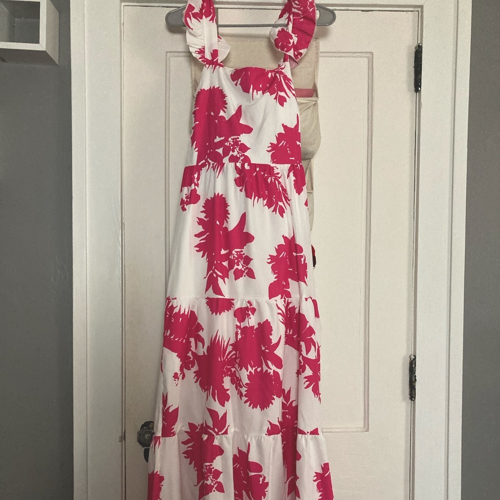 Vibrant, pink and white ruffle sleeve dress